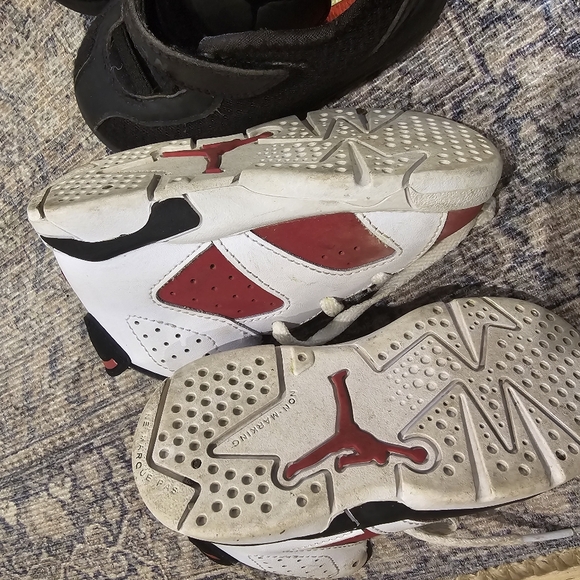 Air Jordan size US 6 TODDLER TWO PAIRS! - Picture 2 of 5